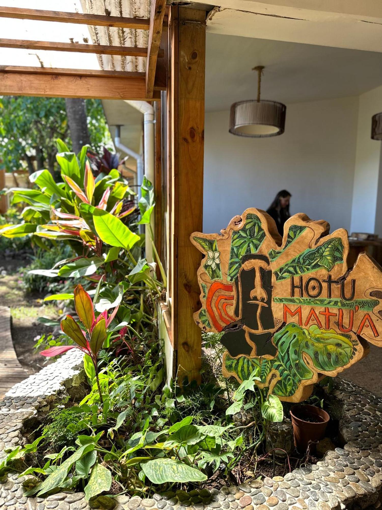 Hotel Hotu Matua By Ei Hanga Roa Exterior photo